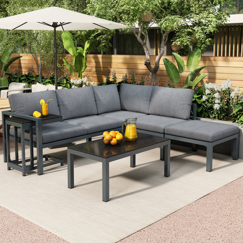 Wicker 5 - Person Garden Lounge Set with Cushions