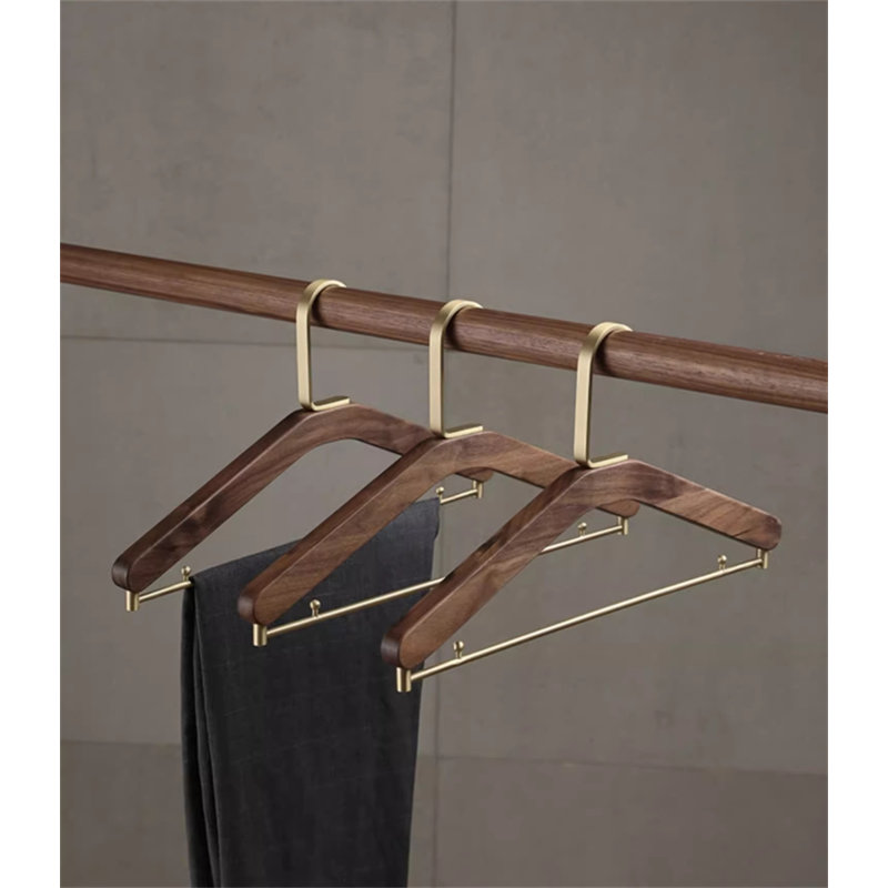 Cintre standard en bois antidérapant Ohagi pour robe / chandail / chandail, 5