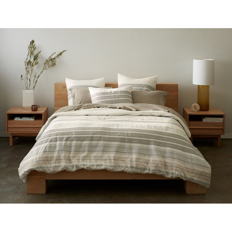 Lost Coast Organic Duvet Cover, Full/Queen Duvet Cover, Soft White/Deep Graphite