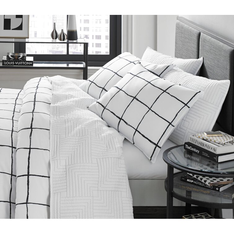 City Scene Black/White Microfiber Reversible Modern & Contemporary Comforter  Set & Reviews