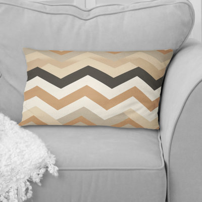 Coussin décoratif à imprimé chevron beige et blanc