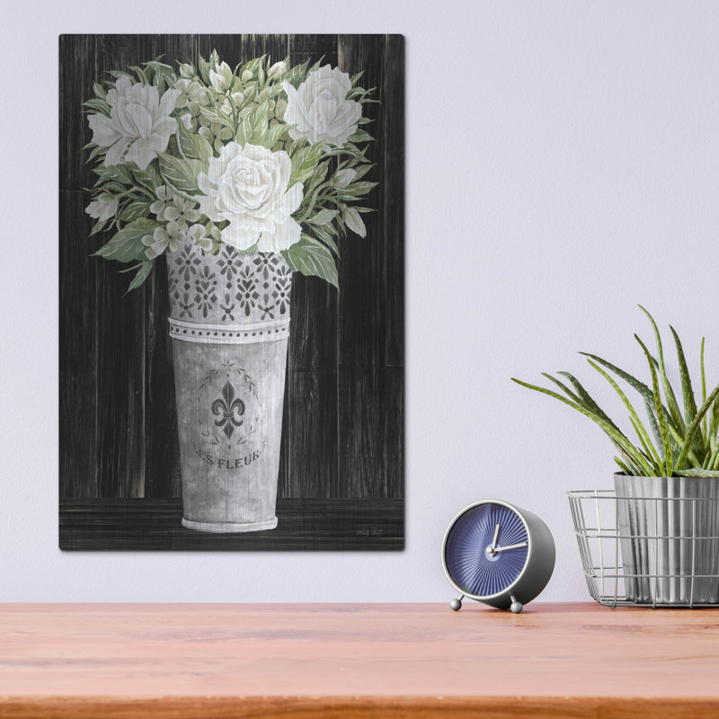«Punched Tin Floral III» par Cindy Jacobs, Luxe Metal Art «Punched Tin Floral III» par Cindy J, H 16 po x l 12 po