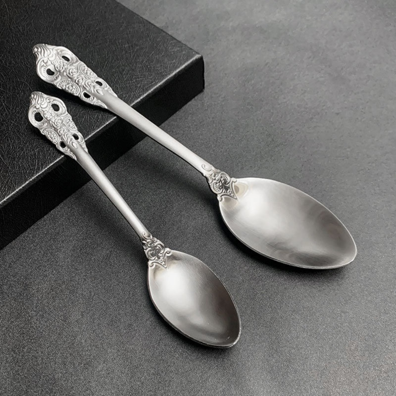 Ensemble 20 pièces de couverts en acier inoxydable, cuillère fourchette et cuillère à thé en forme de relief européen antique