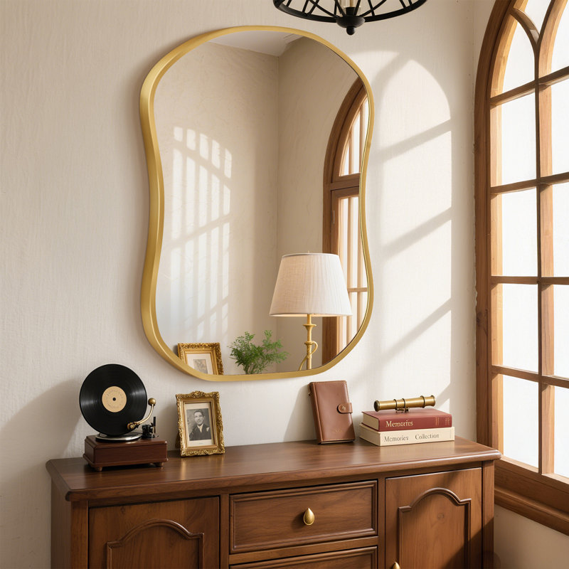 Miroir de meuble-lavabo mural rétro en aluminium d'inspiration française rétro pour salle de bain, Doré, 32 po x 24 po