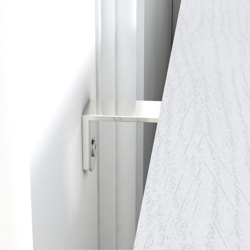 Armoire élégante avec portes et grands compartiments fonctionnels pour les tiroirs