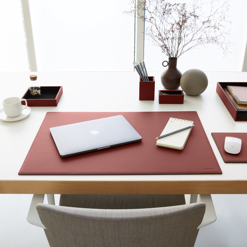 Mercurio Leather / Faux Leather Desk Pad, Burgundy Red