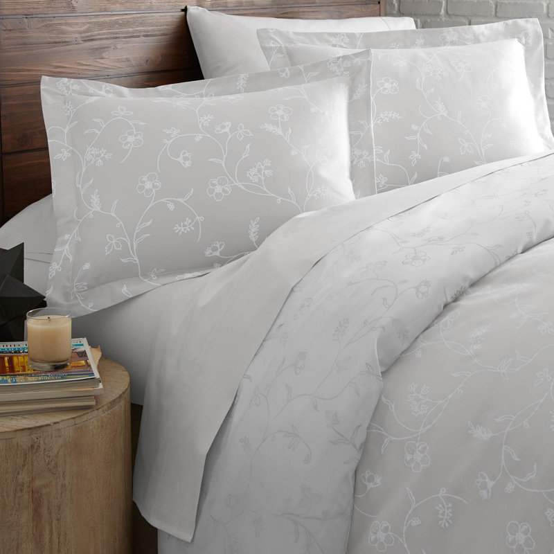 Southshore Fine Linens Sweetbrier Duvet Cover Set with 2 Pillow Shams, Grey, 100% Long-Staple Cotton 300 Thread Count Sateen Floral Bedding, Full / Queen