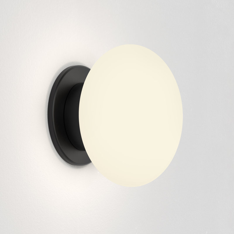 Zeppo 1 - Light Bath Sconce, Matte Black