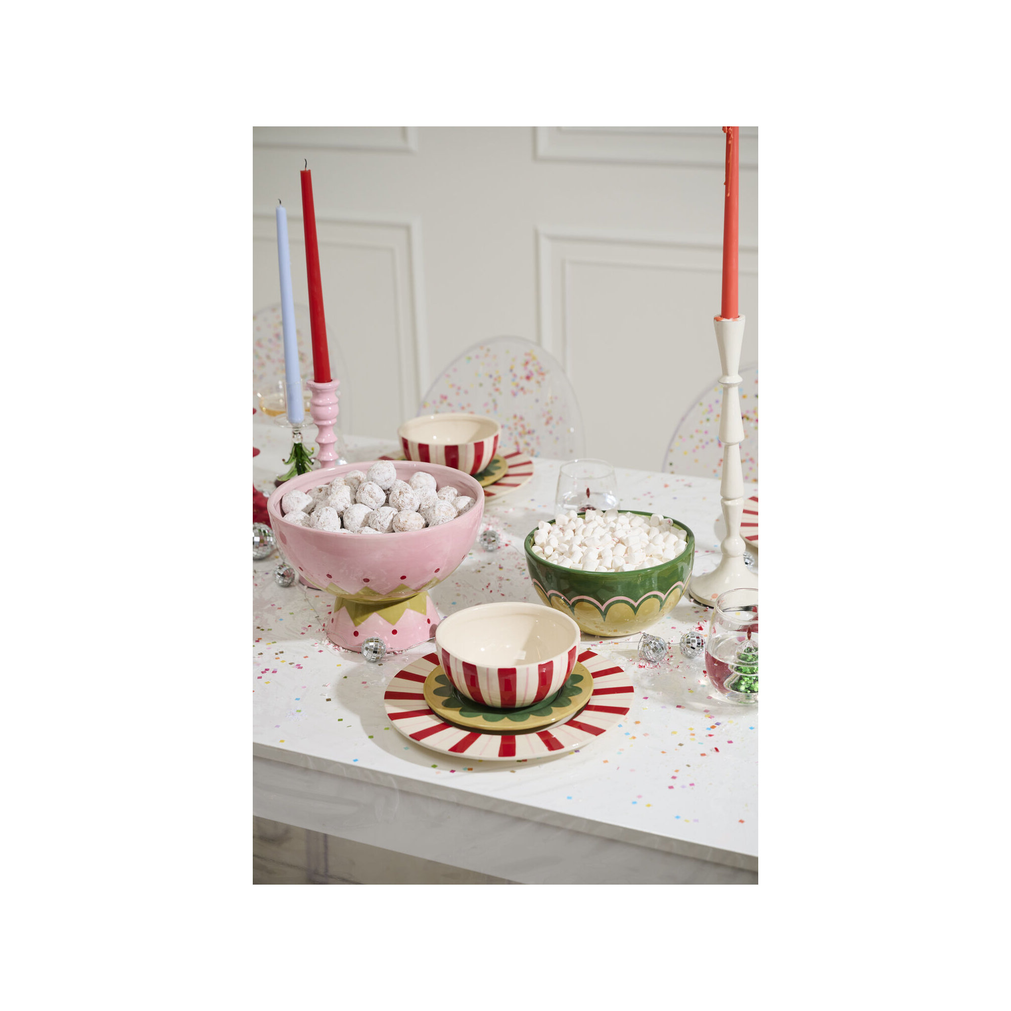 Deck the Halls Bowl 6"x 2.75"