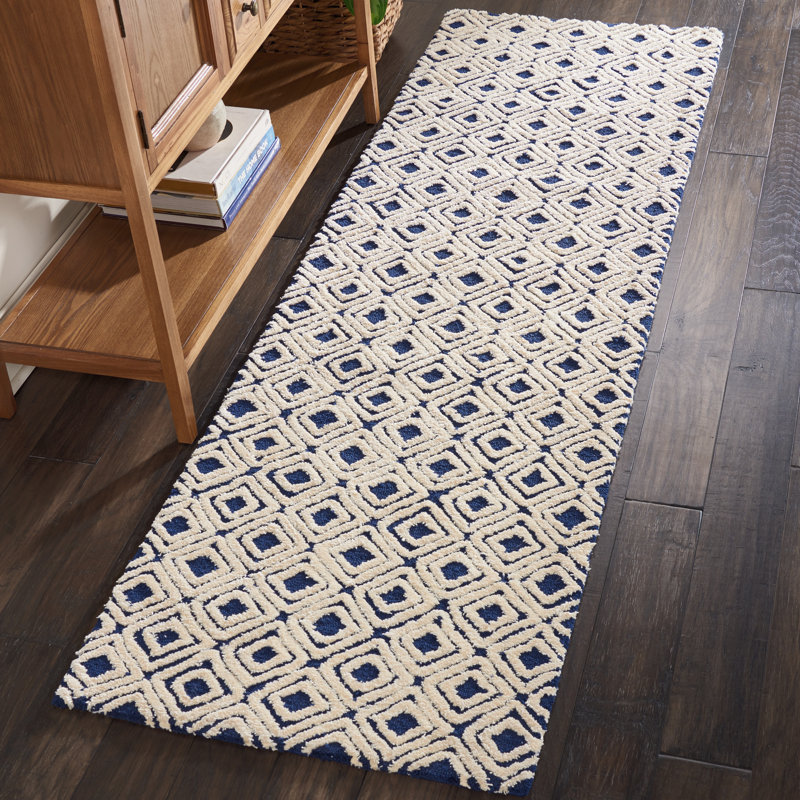 Chism Geometric Indoor Rug, Runner 2'3" x 7'6"
