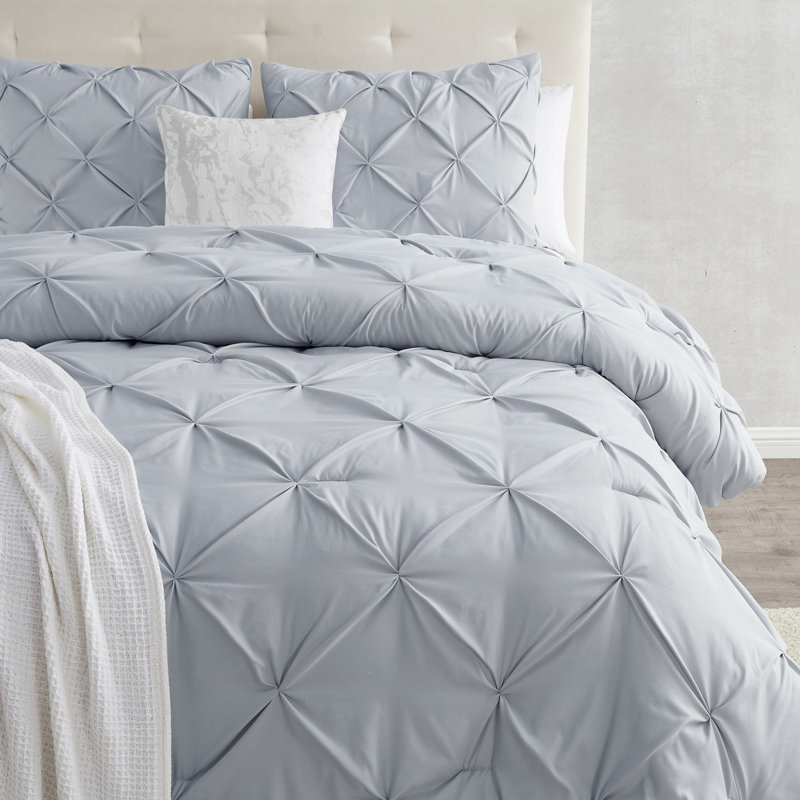 Comforter, Ice Blue, King Comforter + 2 Queen Shams