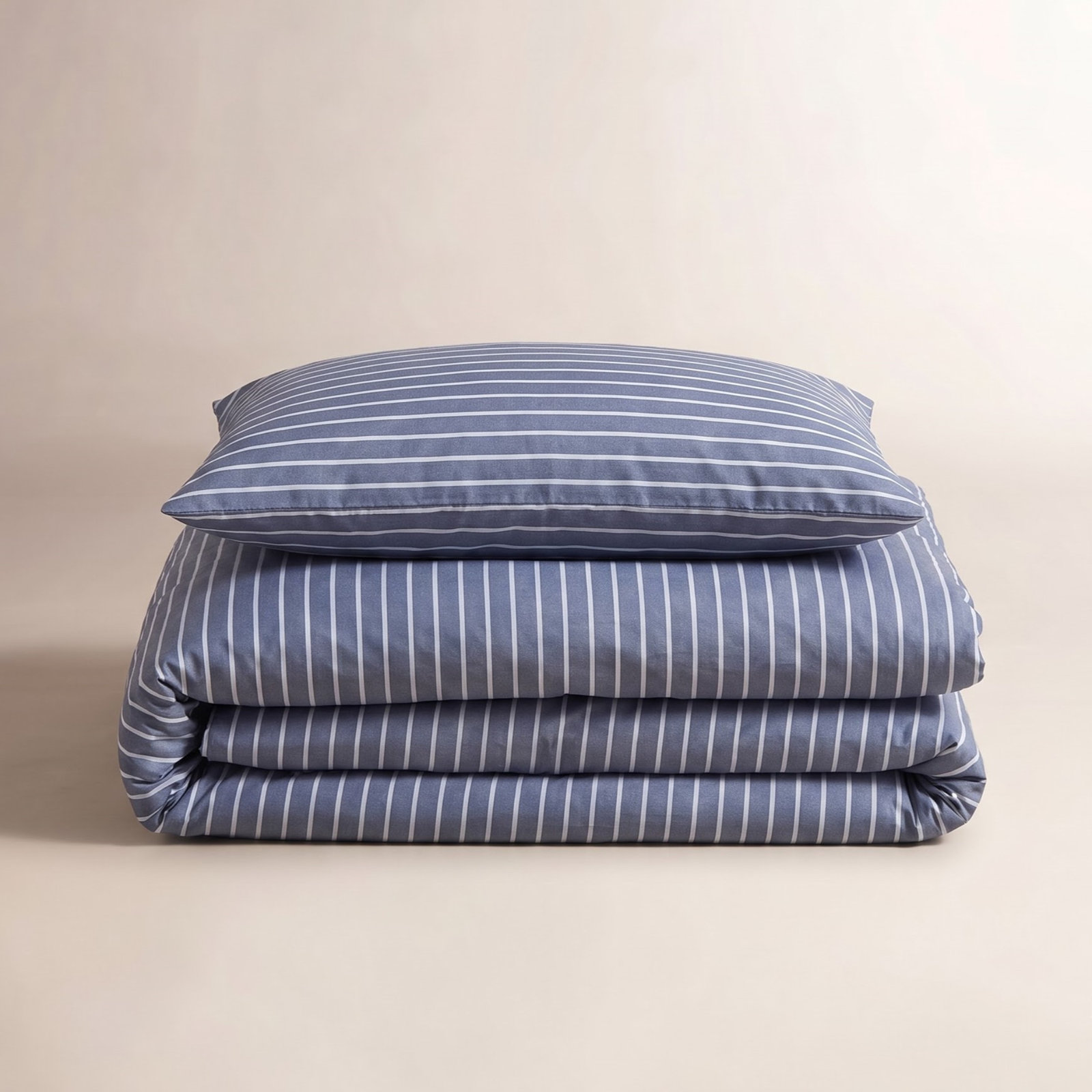 Carlen Duvet Cover Set, Twin Duvet Cover + 1 Standard Pillowcase, Blue