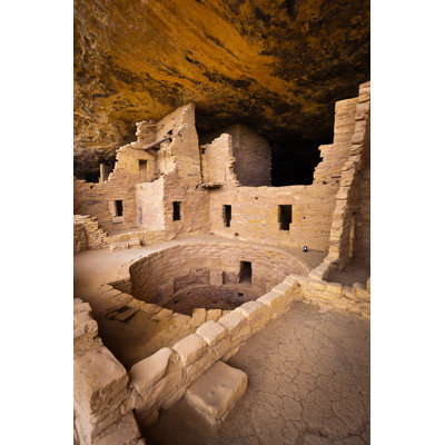 Cabane dans une épinette avec parc national Mesa Verde