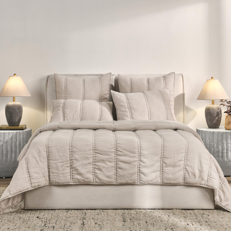 Rowen Sustainable Fabric Quilt, Queen Quilt, Beige