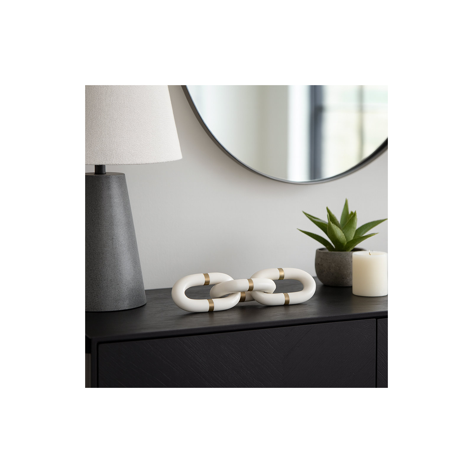 Yelena Interlocking Loop Statement Sculpture, White