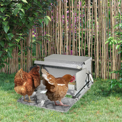 Feeder For Chickens - 25 Lbs Capacity, Galvanized & Aluminium, , Ensures Steady Feed Supply Aluminium