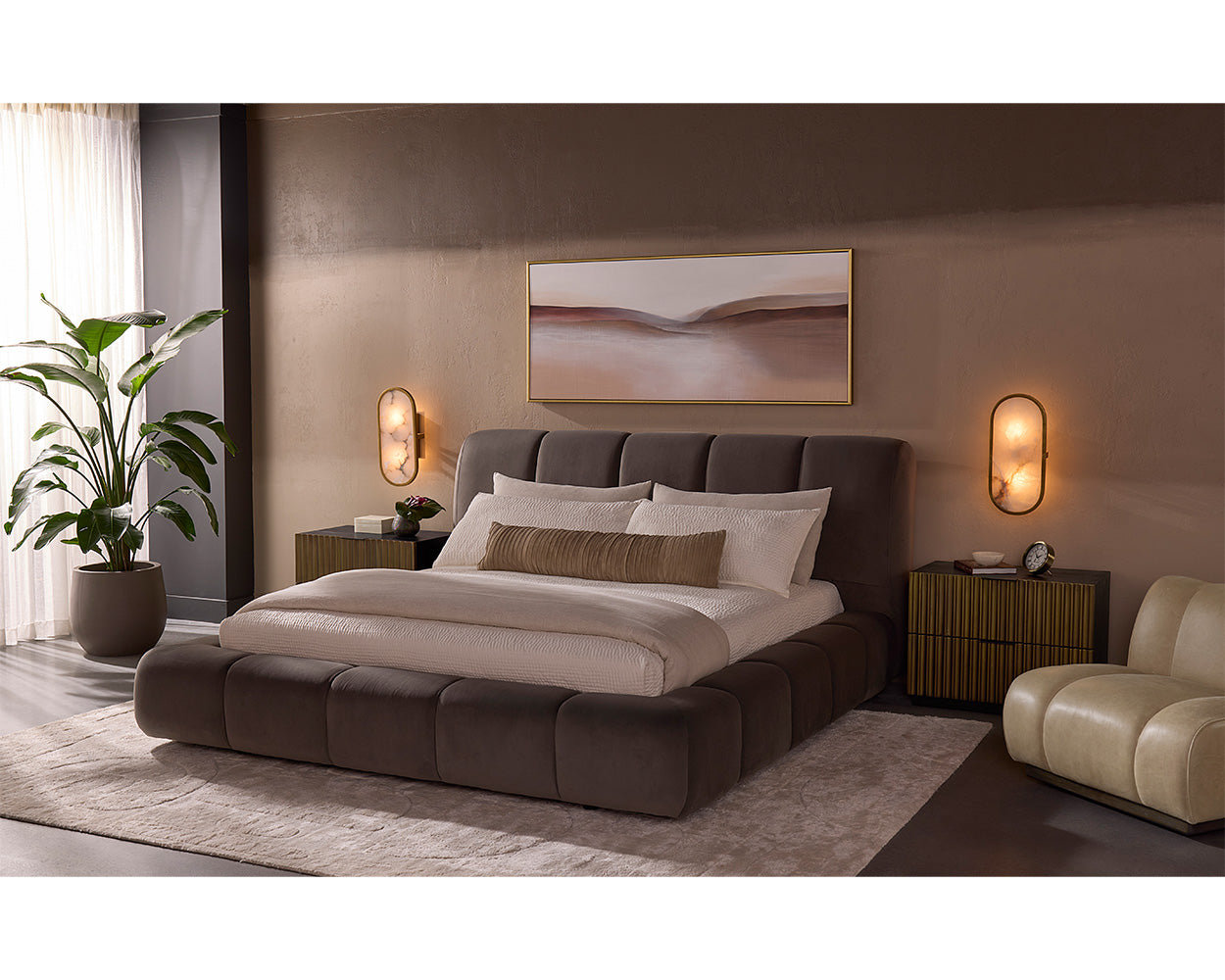 Vandalia Upholstered Scalloped Bed, Queen, Brown