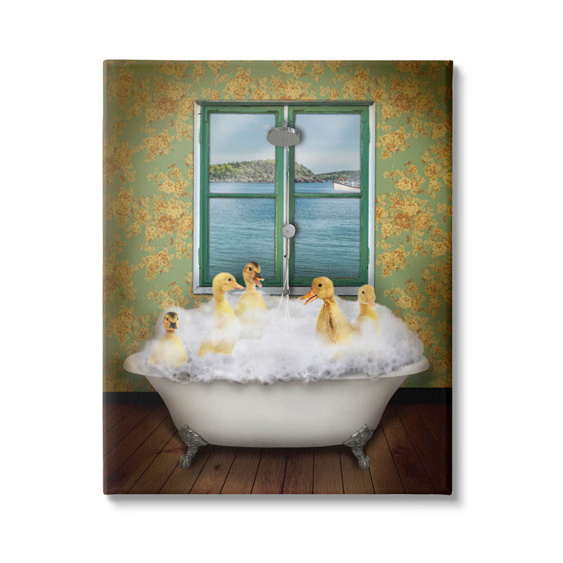«Ducks Bathing Tub Ocean View» par John Hovenstine, H 20 po x l 16 po x P 1,5 po, Toile tendue