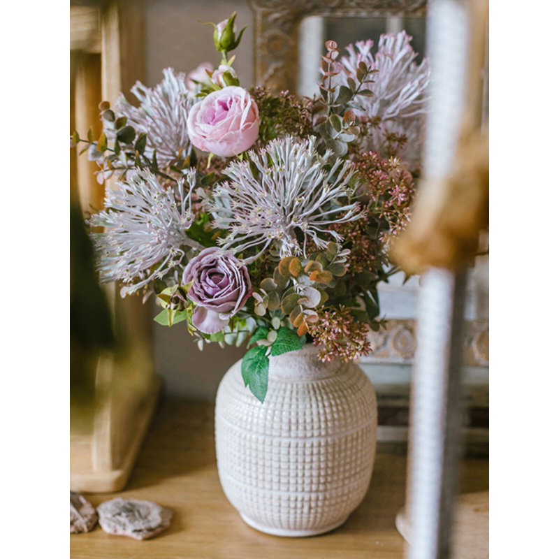 Bouquet de fleurs artificielles en plastique léger de style luxueux pour décoration de table de salle à manger