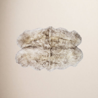 Enderby Sheepskin Wolf Tip Rug