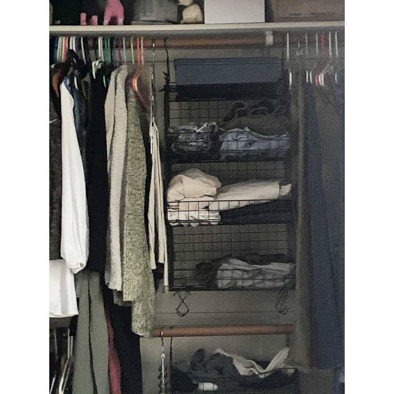 Organisateur de garde-robe pliable en métal à 4 niveaux avec séparateurs réglables pour vêtements et accessoires