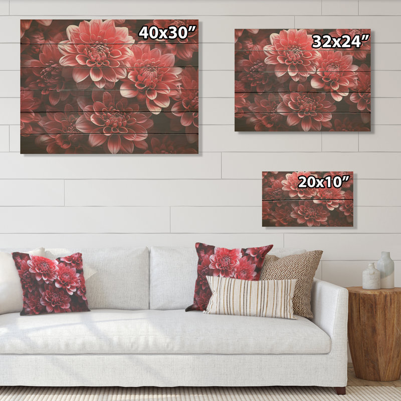 Crimson Mums Elegance Blooms I - Art sur bois de pin naturel, H 30 po x l 40 po