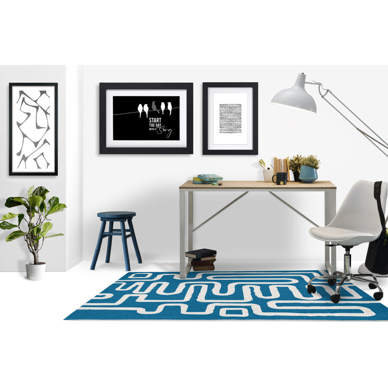 Tapis de chaise rectangulaire à poils courts Chikka, H 36 po x l 60 po, Turquoise, Beige
