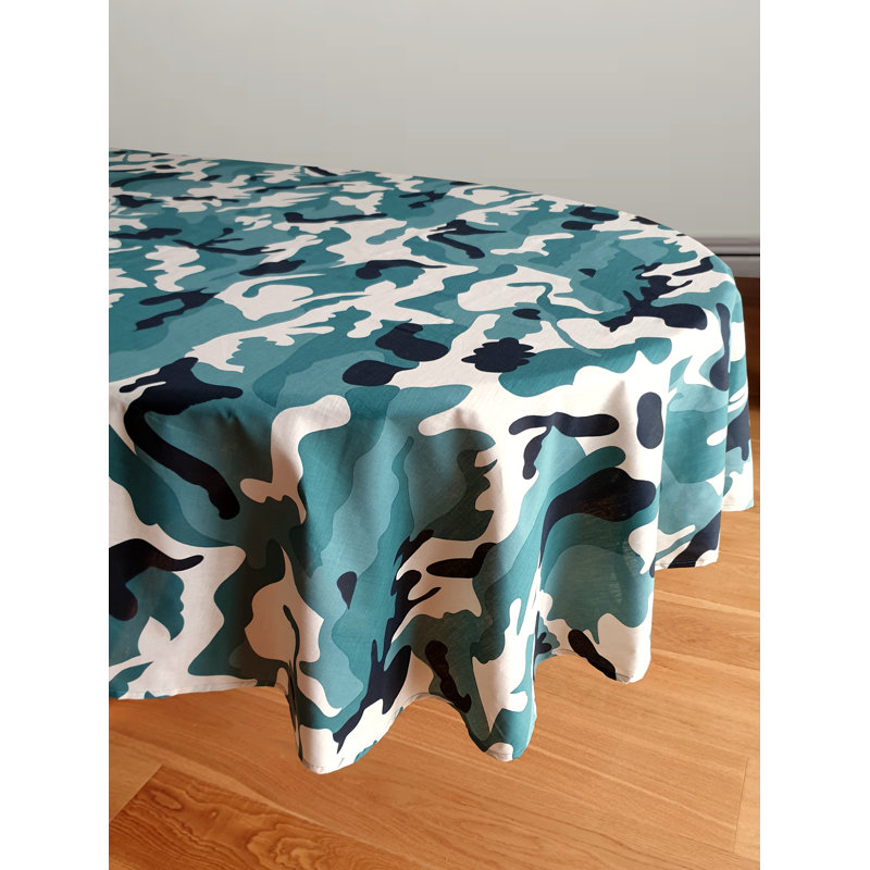 CAMOUFLAGE tablecloth Red/Black, 177cm W x 177cm L, Green