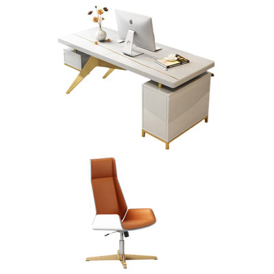 Simple and Luxurious Desk