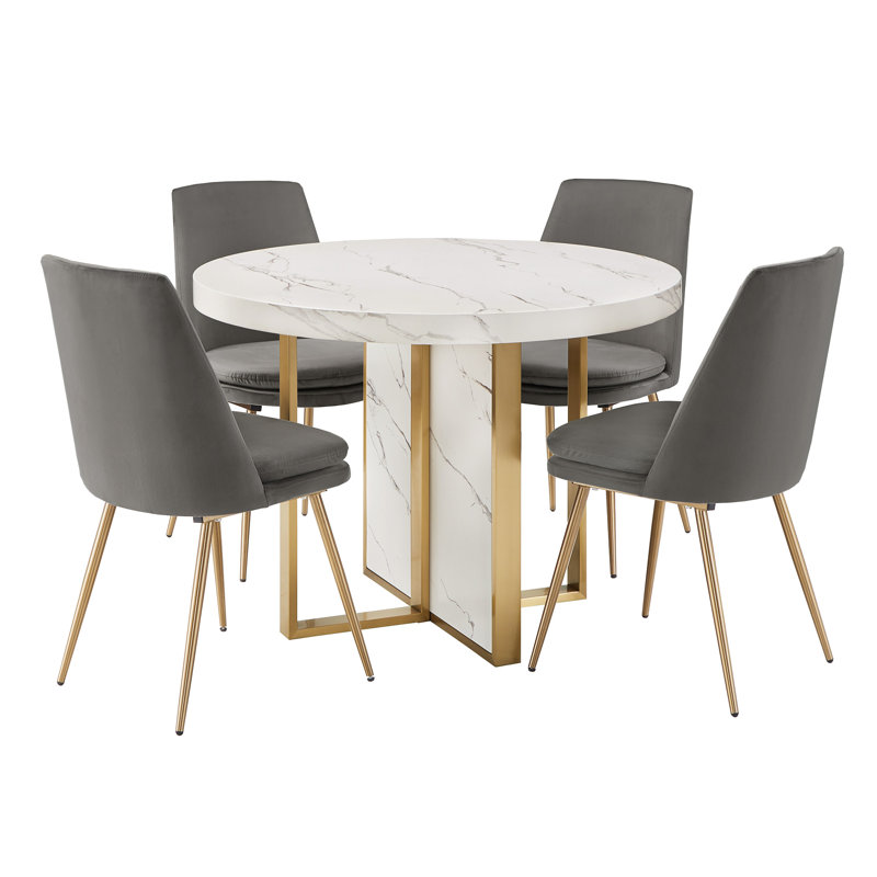 Ensemble repas pour quatre personnes, Blanc
