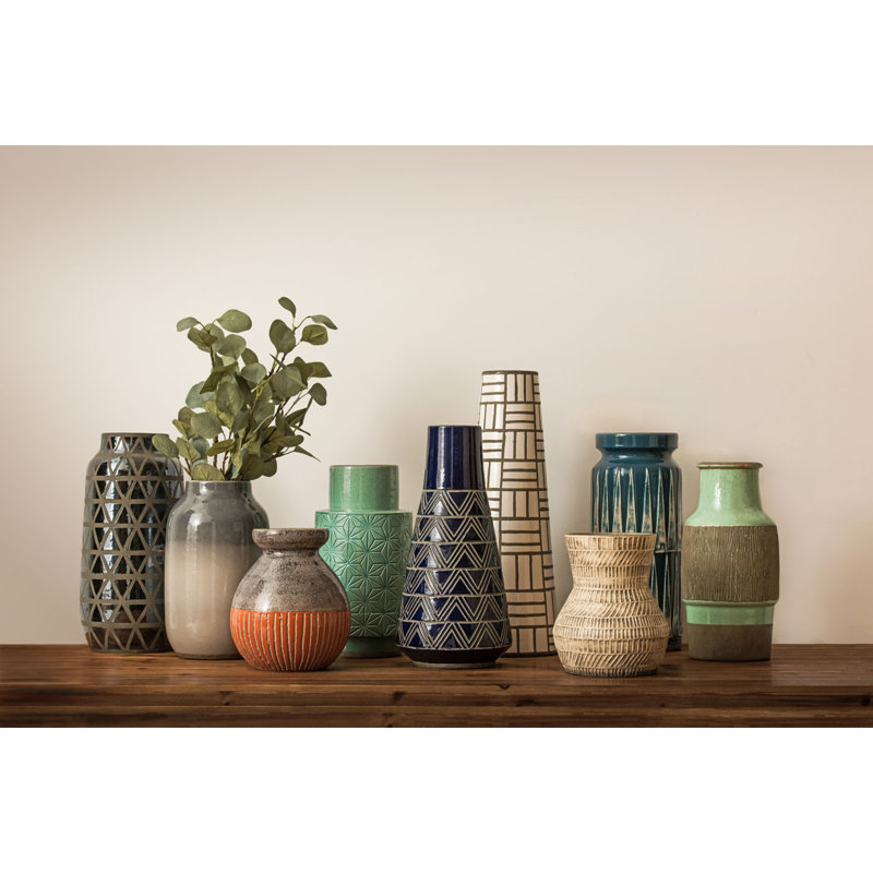 Circinus Ceramic Table Vase