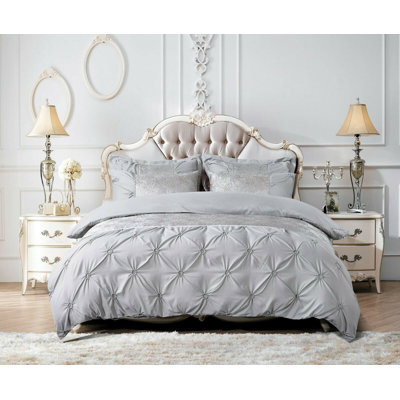 Maya Jacquard Duvet Cover Set Soft Microfiber Bedding with Pillowcases, Hypoallergenic & Luxurious