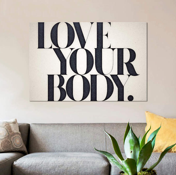 «Love Your Body» par 33 Broken Bones - reproduction d'art sur toile tendue, H 40 po x l 60 po x P 1,5 po, Toile tendue
