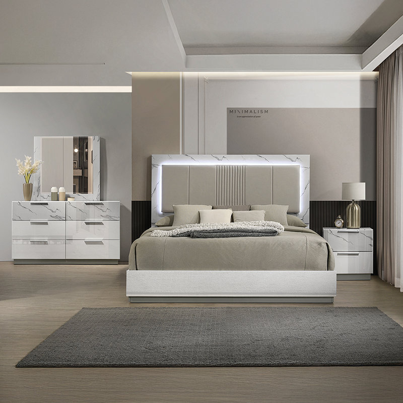 Table de chevet chic avec deux tiroirs fonctionnels, intérieur doublé de velours et design élégant et compact pour le confort de la chambre à coucher