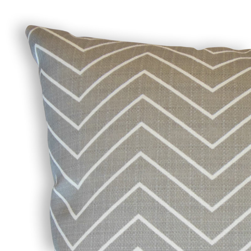 Waiva Zigzag Indoor/Outdoor Throw Pillow, Height(18") x Width(18")