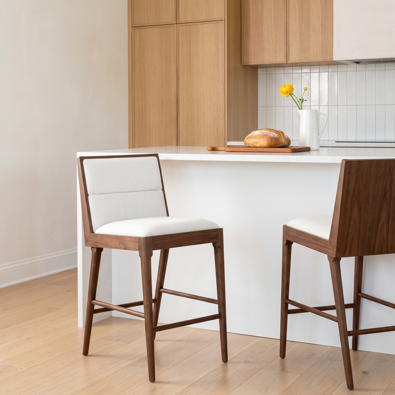 Preston 23" Bar Stool, Walnut