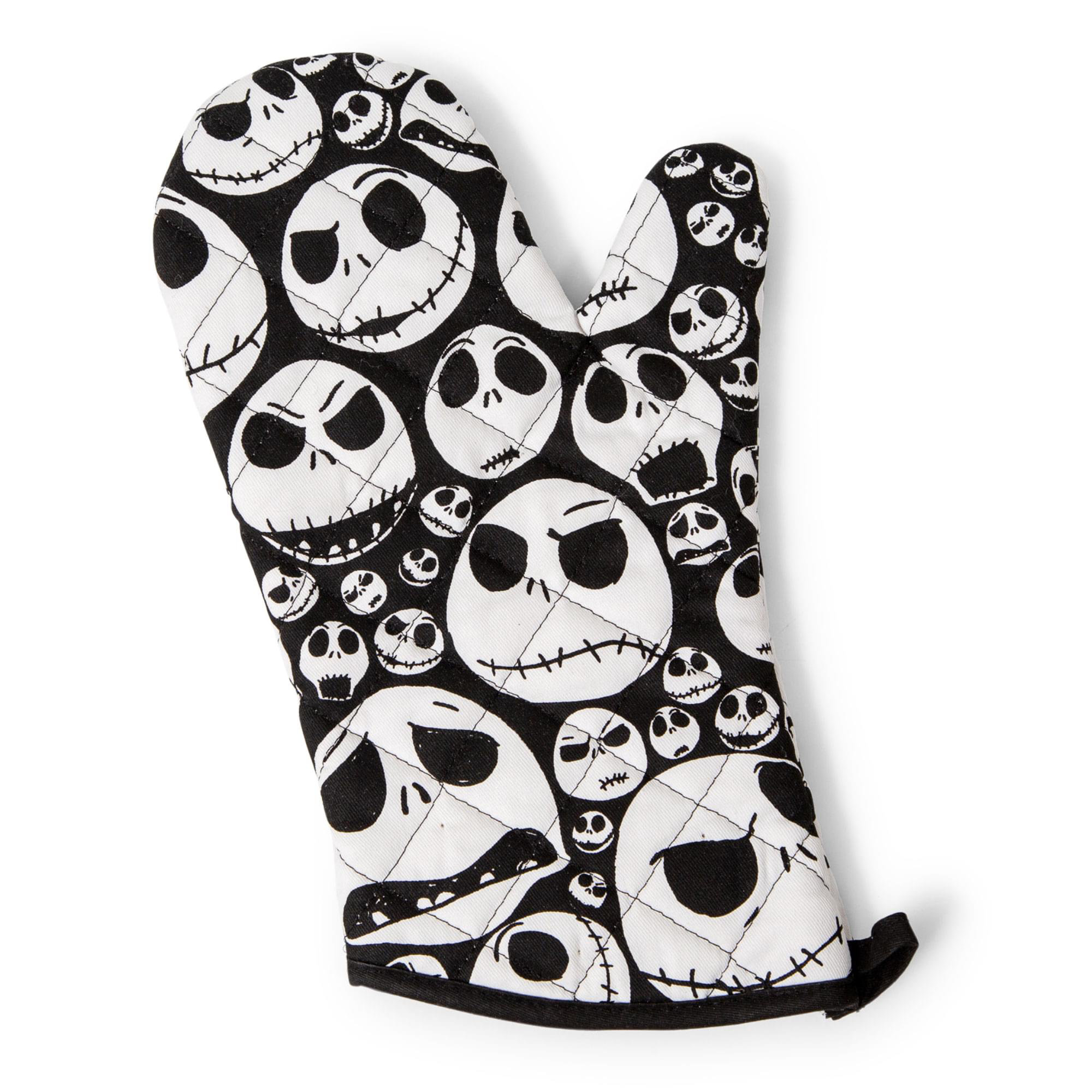 Disney The Nightmare Before Christmas Oven Mitt and Pot Holder Kitchen Set