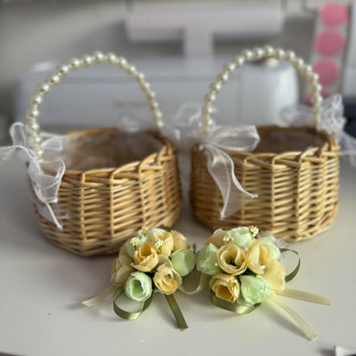 2 PCS en osier rotin fille de fleur panier, panier en osier tissé à la main avec poignée de perle Bow panier de fleurs de fée pour les mariages, fête de mariage