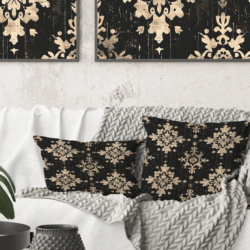 Black Rustic Elegance I - Coussin Country, H 16 po x l 16 po, Carrée