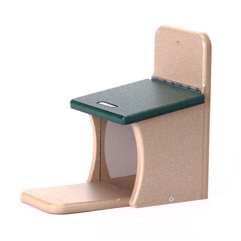 Pole Squirrel Feeder