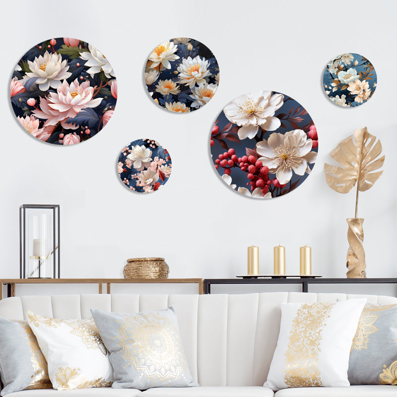 Serene Floral Motif - ensemble d'art mural floral rond de 5