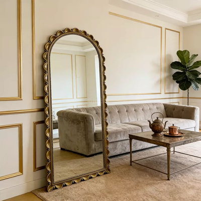 Demi-cercle en MDF pleine longueur et miroirs muraux