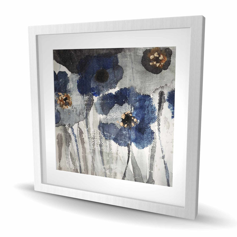 «Blue Blurry Flowers - Botanical Contemporary», reproduction encadrée
