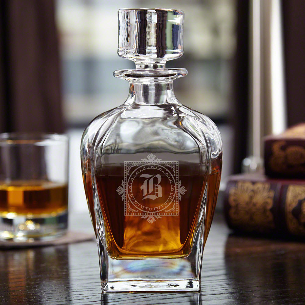 Baumann Custom Engraved 24 oz. Whiskey Decanter Astoria Grand 