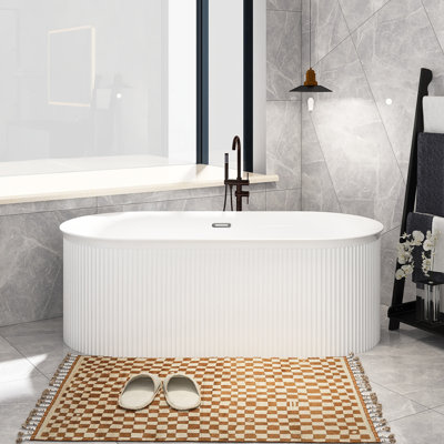 66.9'' x 31.5'' Freestanding Soaking Acrylic Bathtub