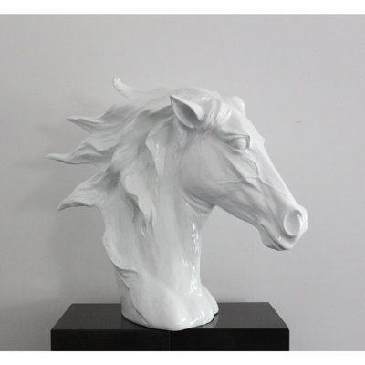 Arela Animals Bust