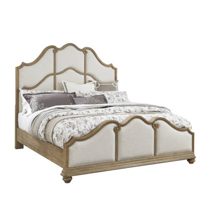 Weston Hills Upholstered Bed -  Pulaski Furniture, P293-BR-K3