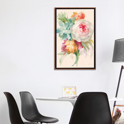 «Garden Bouquet I on Peach Linen» par Danhui Nai - reproduction d'art