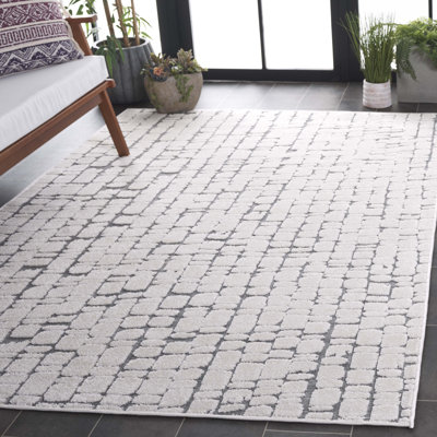 Brysin Area Rug