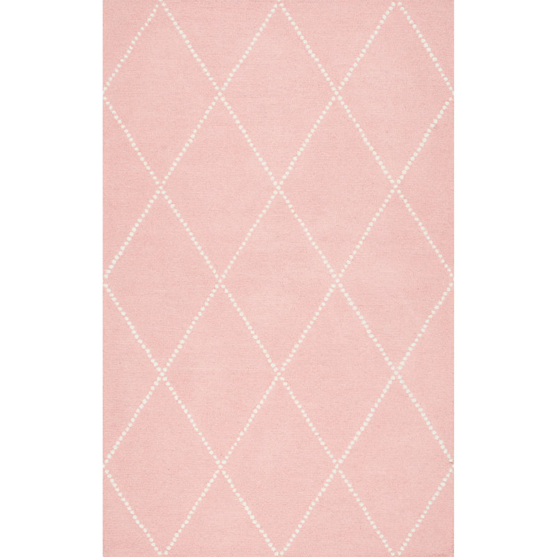 Tapis rose bébé touffeté à la main avec des losanges Cruice, Rectangle 6 pi x 9 pi